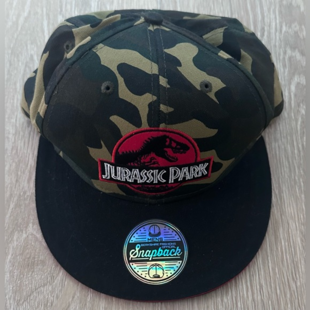 Berkshire Fashions Official Snapback Jurassic‎ Park in RED and Camo Hat NWT